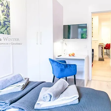 Family Oliwa Apartment, 3 Sypialnie, Studio, 2 Lazienki, Duza Kuchnia, Duzy Parking W Cenie Gdaňsk